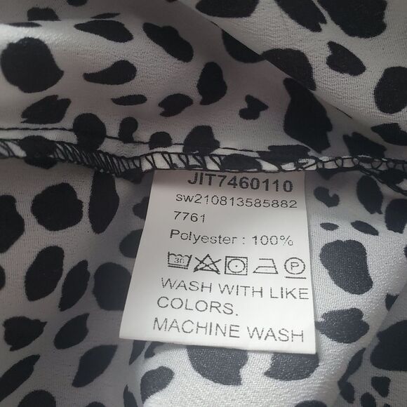 Emery Rose Size  5X (4XLLightweight Leopard Print Flower Embroidered Blouse - Picture 7 of 10